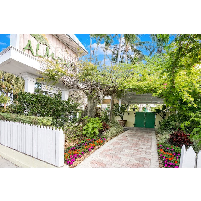 Almond Tree Inn