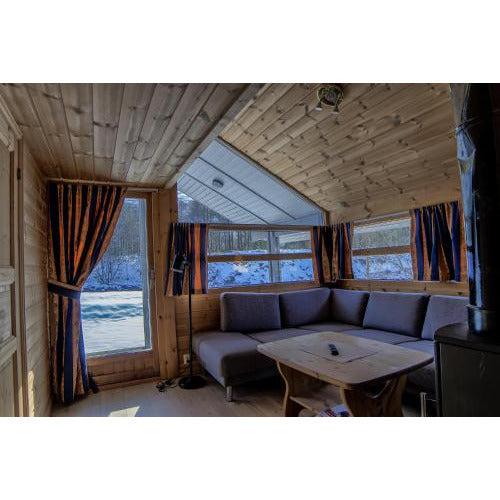 Jølstraholmen Camping & Cottages