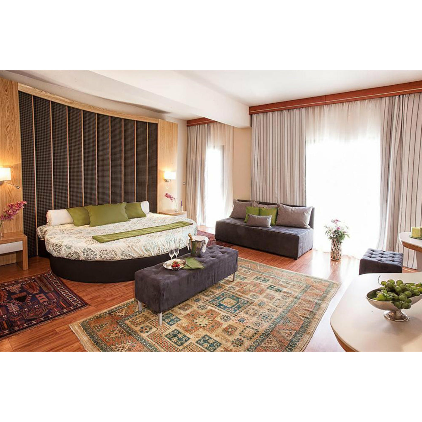 La Piscine Art Hotel