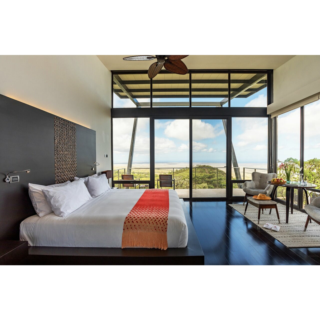 Pikaia Lodge