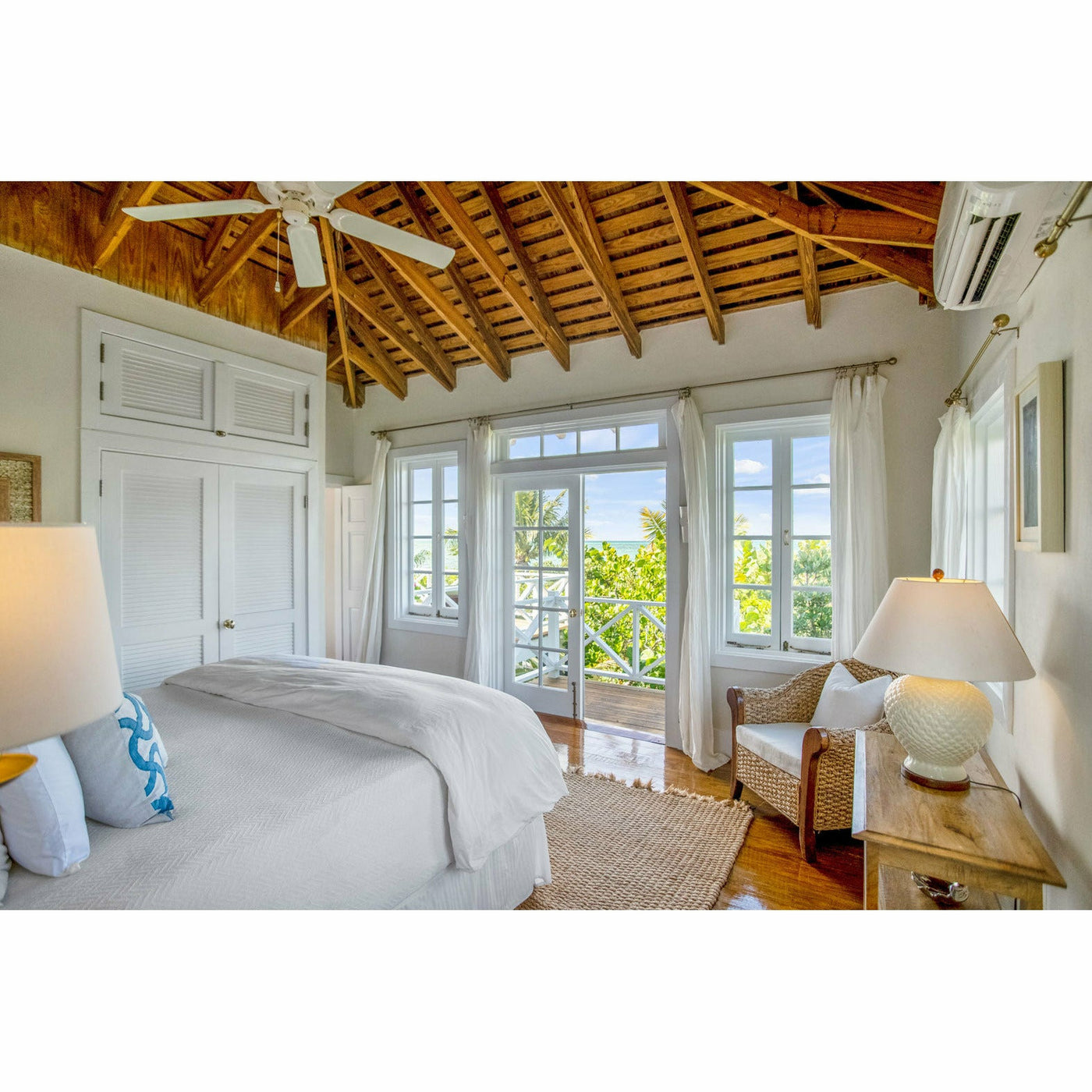Island Bliss - Kamalame Cay