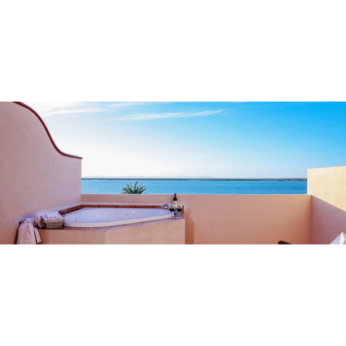 La Posada Hotel & Beach Club