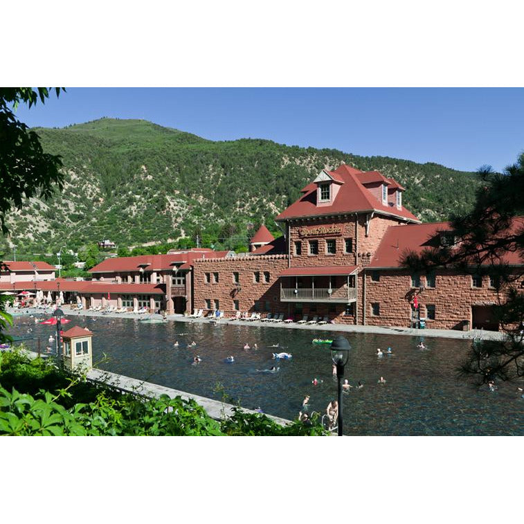 Glenwood Hot Springs Lodge
