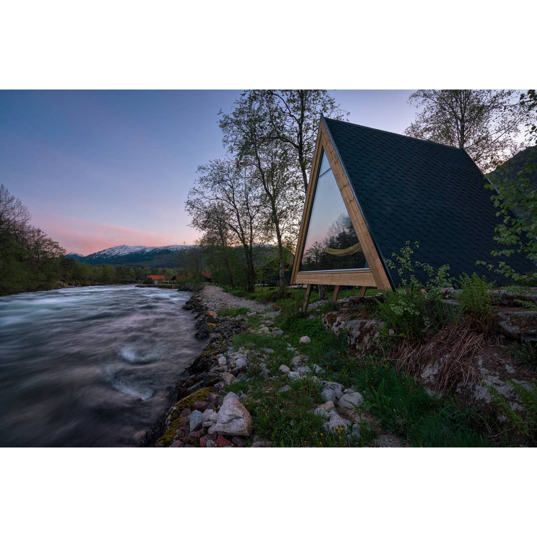 Jølstraholmen Camping & Cottages